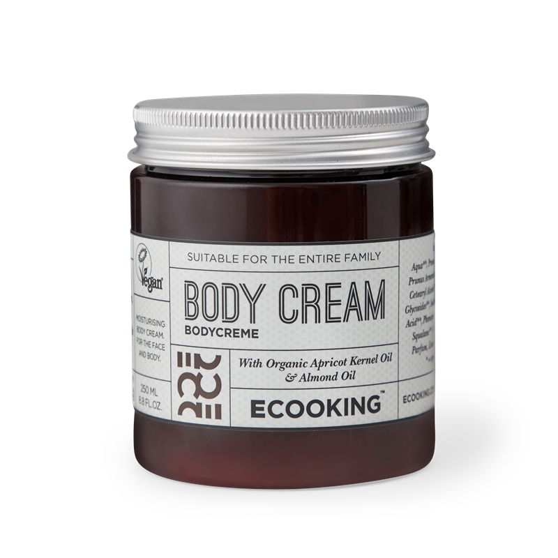 Body Cream | Odżywczy krem do ciała z ekstraktem z rumianku i olejem migdałowym 250ml